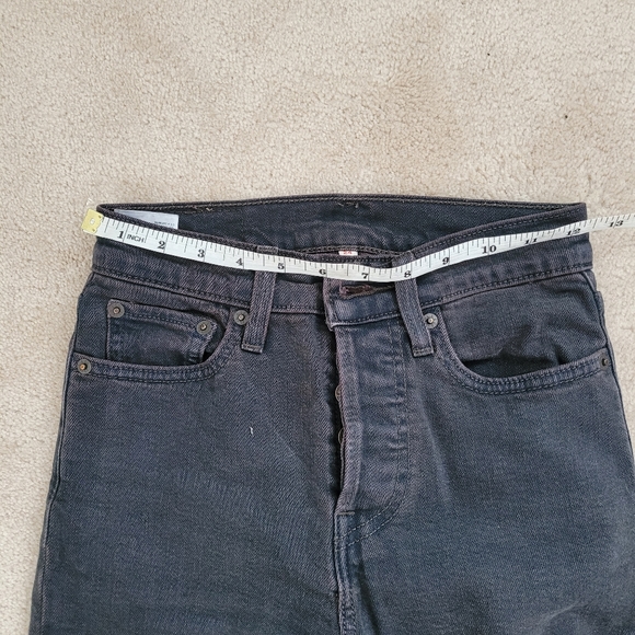 Aritzia / Levi's black straight leg - Picture 9 of 9